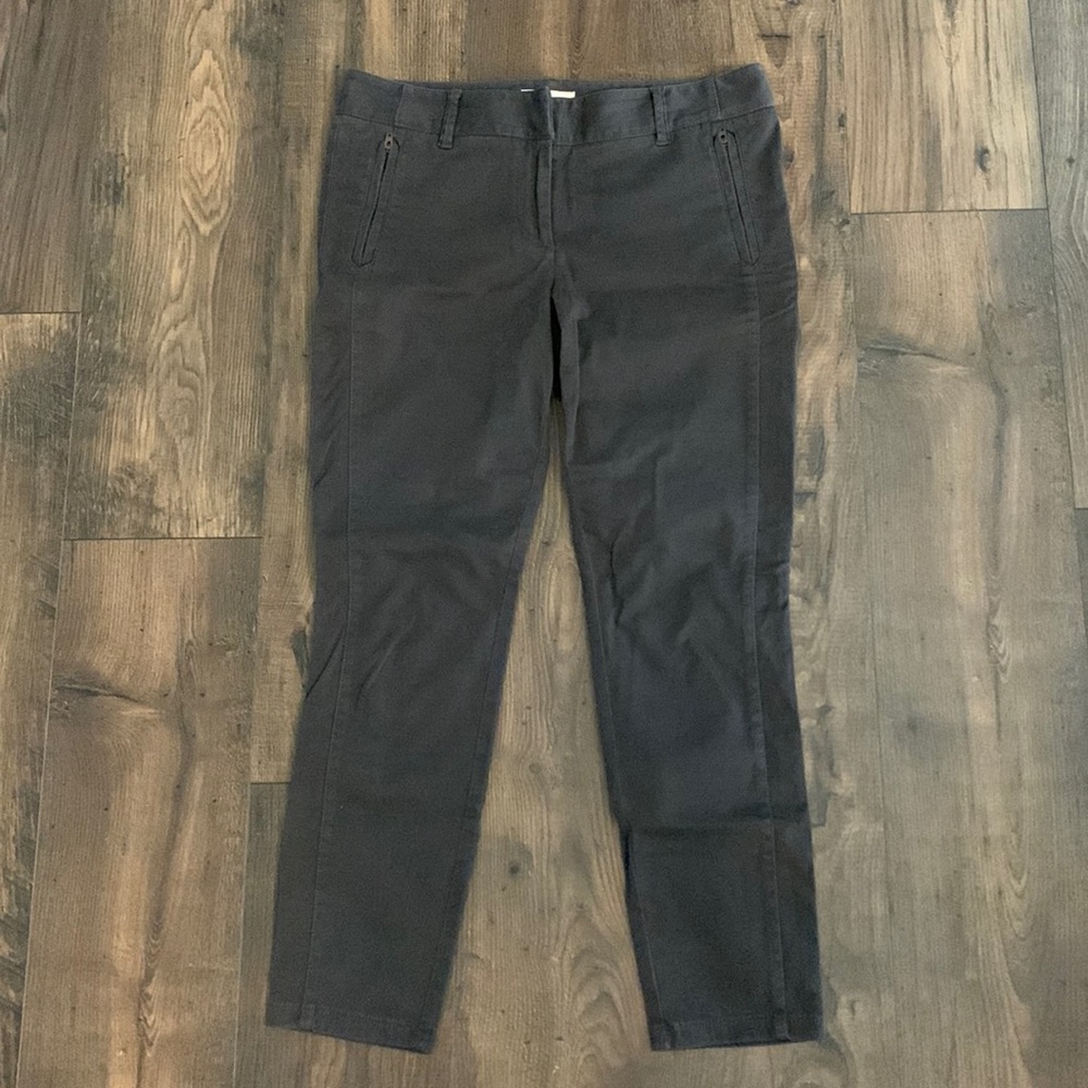 LOFT size 10 gray ankle length pants